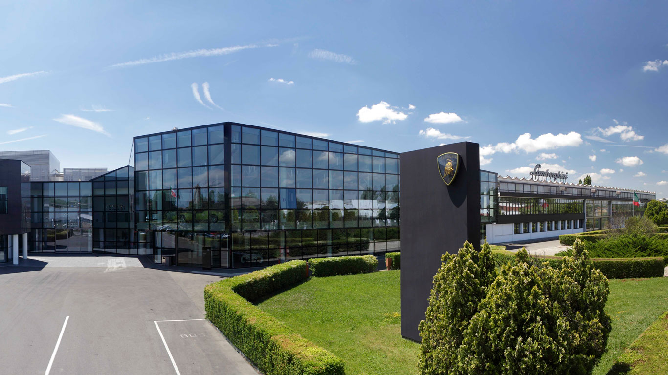 Automobile Ferruccio Lamborghini founded in May 1963