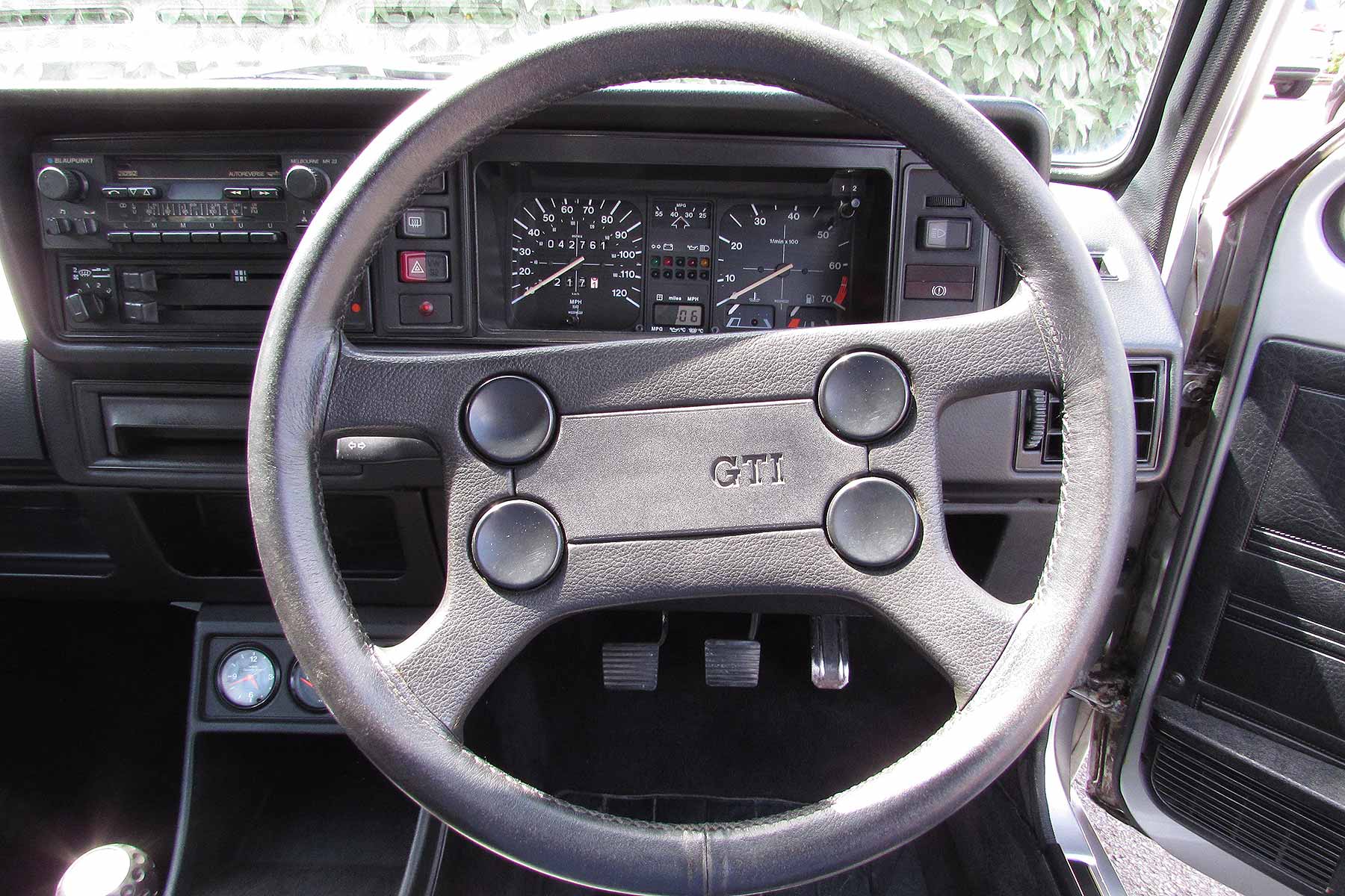 Volkswagen Golf GTI Mk1 RRT