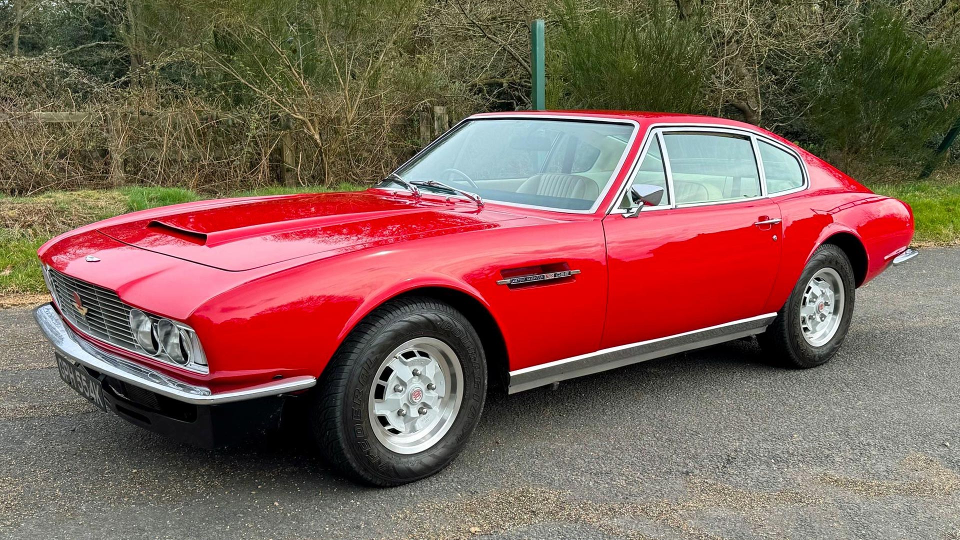 1971 Aston Martin DBS V8