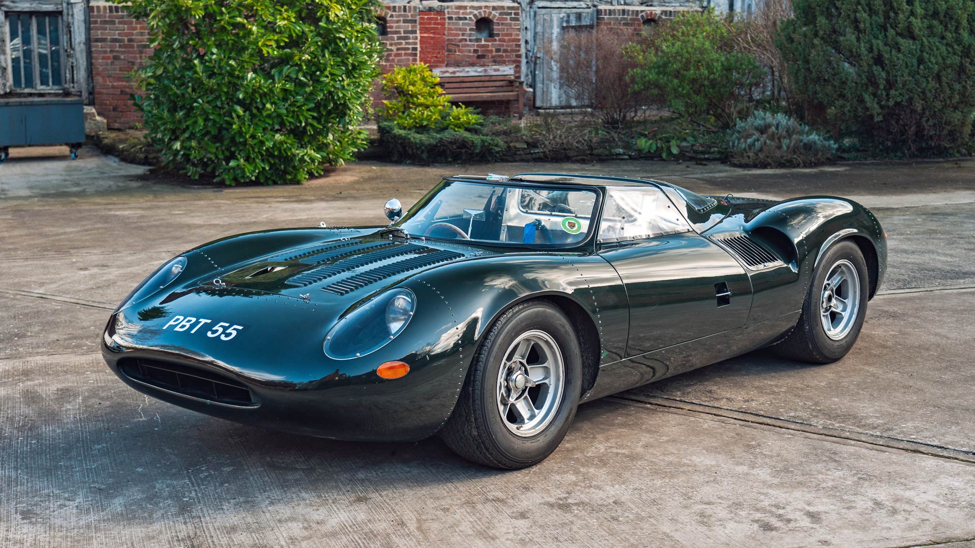 1993 Jaguar XJ13 recreation by Proteus 
