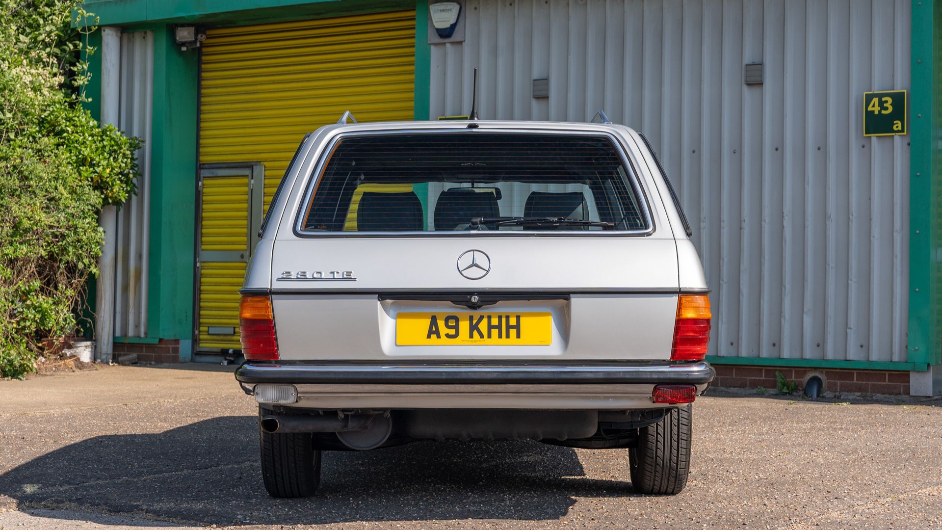 \Mercedes-Benz 280 TE
