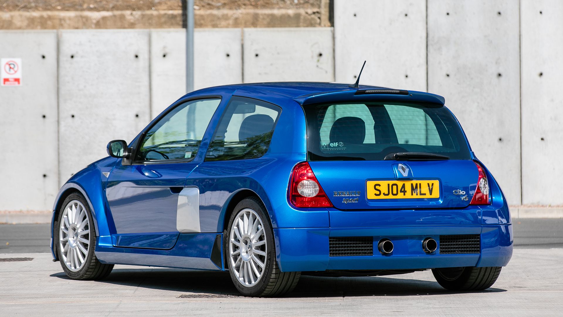 Renault Clio V6